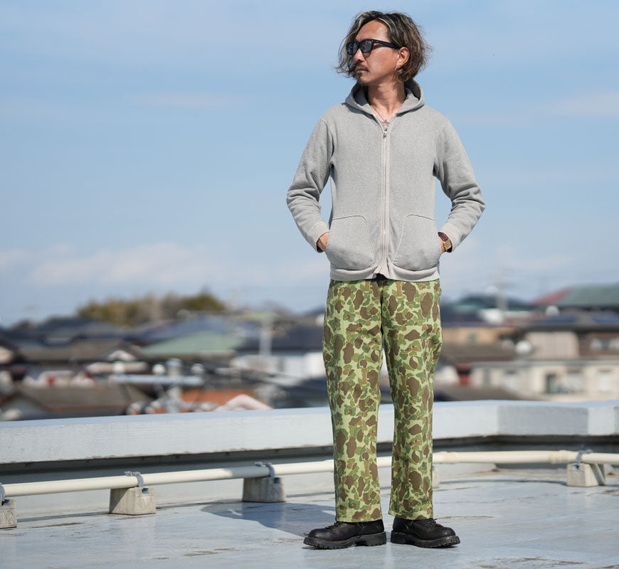 バズリクソンズ Buzz Rickson's トラウザース ヘリンボーン パンツ U.S. MARINE CORPS TROUSERS, HERRINGBONE, CAMOUFLAGED P-44  BR42634 【2026年春夏新作】