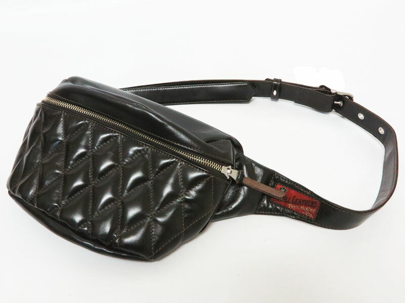 トイズマッコイ TOYS McCOY ホースハイド レザー デュアルブレード パッデッド バッグ  馬革 DUAL BLADE "PADDED" BAG ウエストバッグ ボディバッグ TMA2422【2025年秋冬新作】