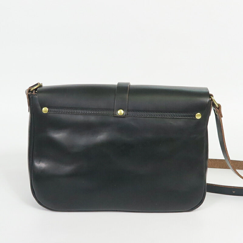 ART BROWN アートブラウン ホーウィン社  クロムエクセルポストマンBAG-L VGC00071AB【2025年秋冬新作】